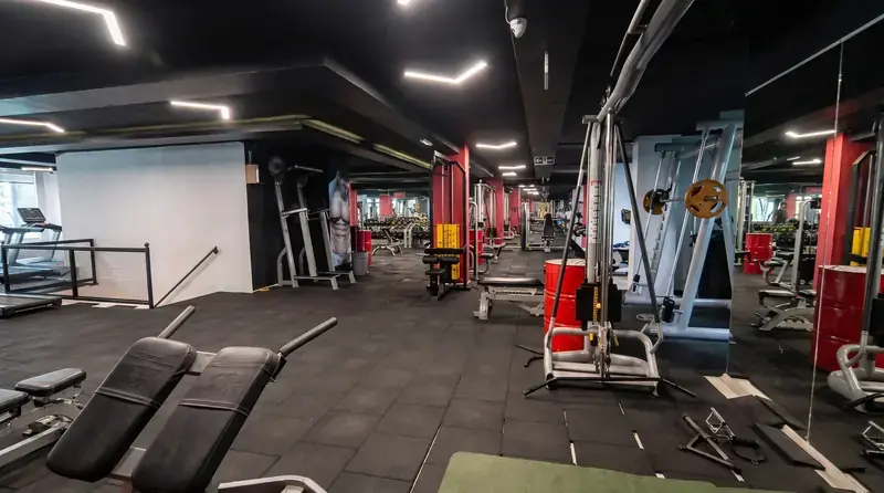Crunch Fitness Tesis Fotoğrafı #5