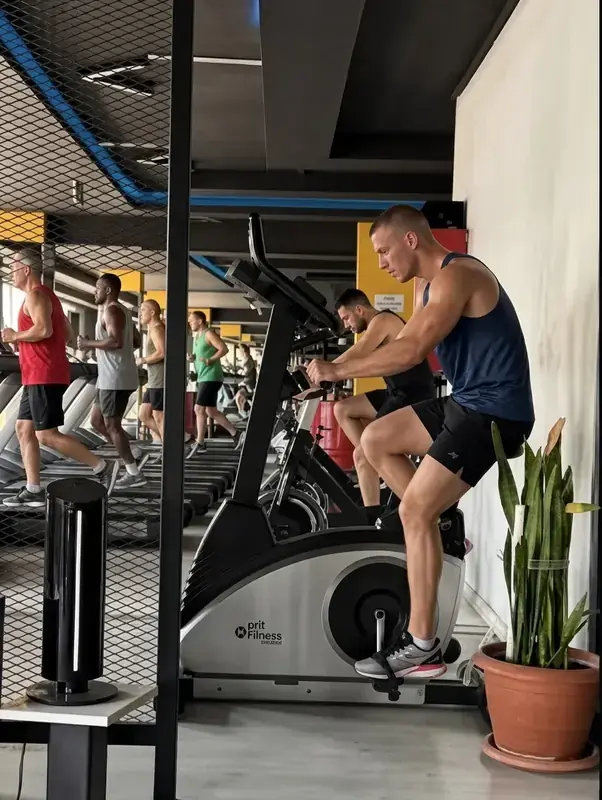 Crunch Fitness Tesis Fotoğrafı #26